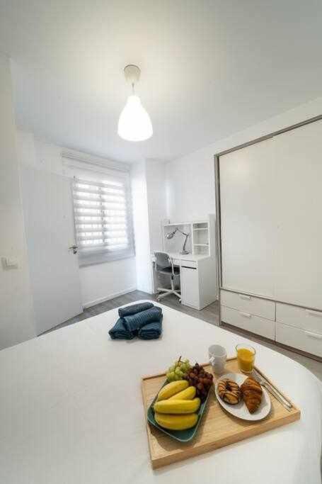 1 Room Atico Pedregalejo Malaga Exterior photo